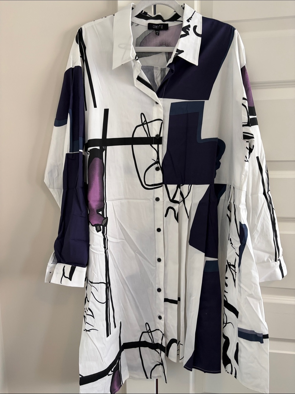 Comfy USA Abstract Print Button-Up Tunic in White & Navy with Purple Accents
